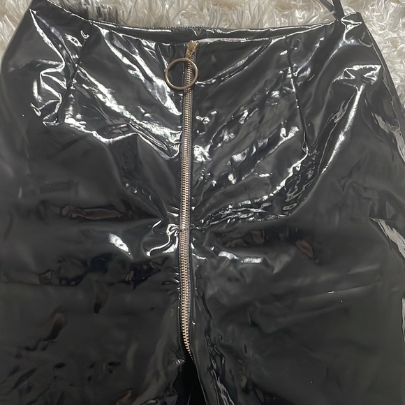 Meshki Pants 🖤 - Picture 3 of 6